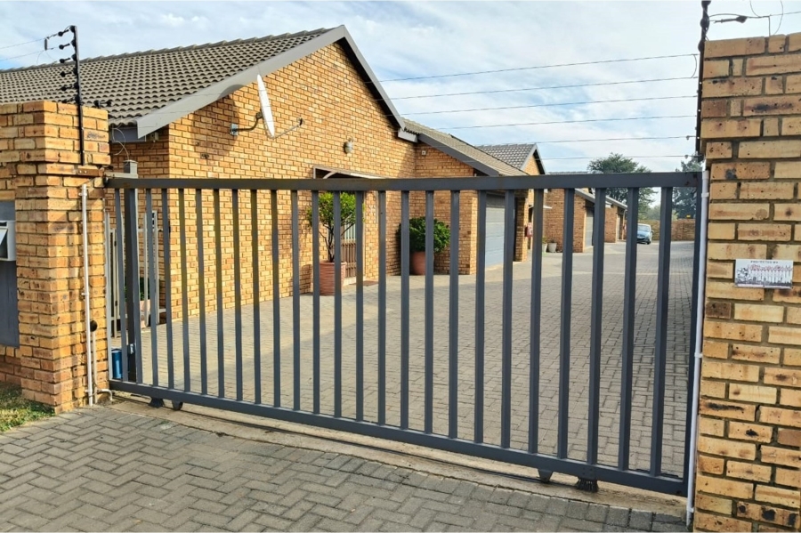 3 Bedroom Property for Sale in Vaalpark Free State